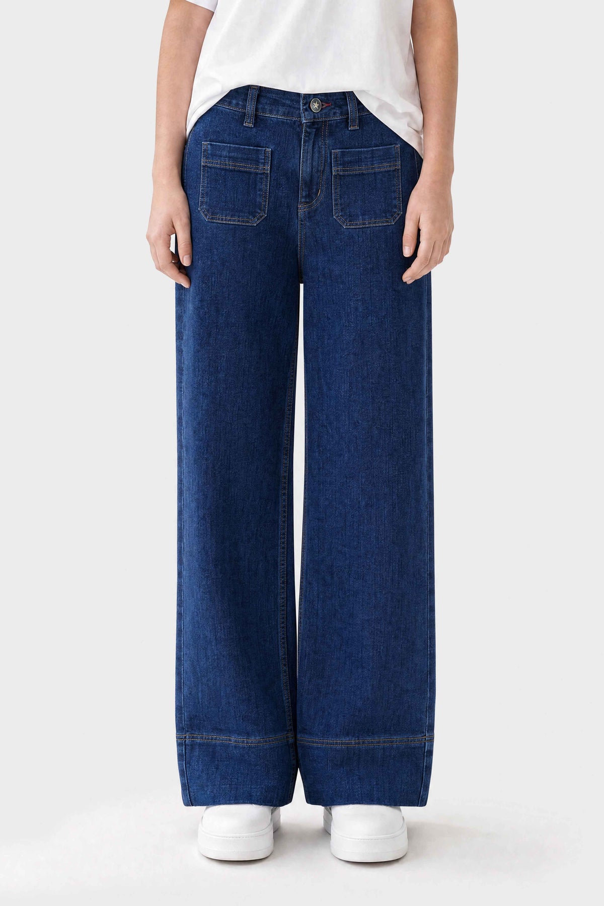 Front Pocket Wide Leg Jeans