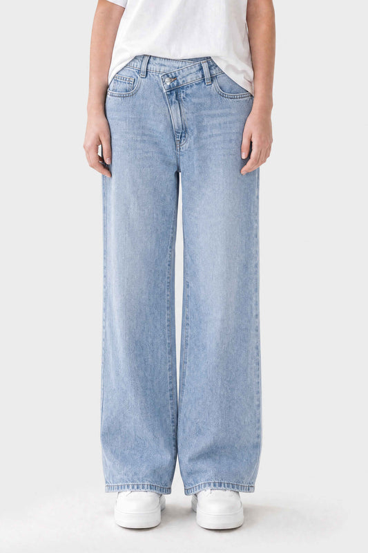 Wide Leg Cross Belt Jeans