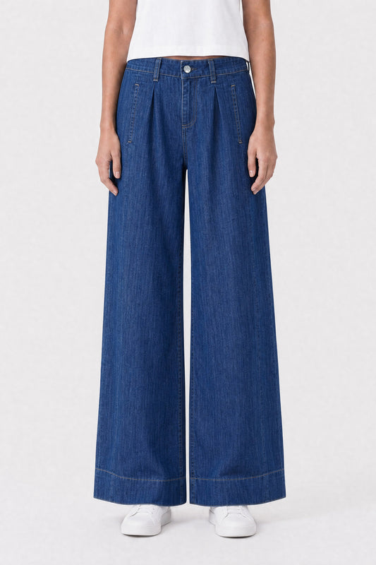 Mid Rise Wide Leg Jeans With Darts